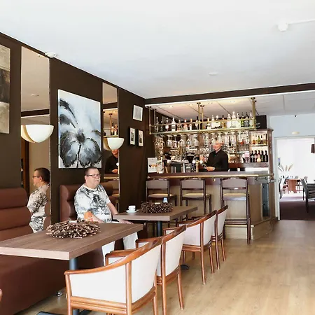 Hotel Js Epen