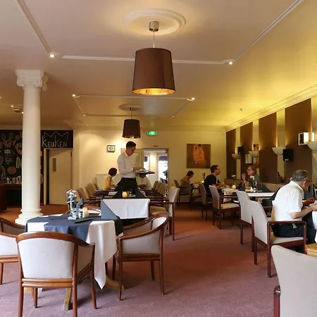 Hotel Js Epen